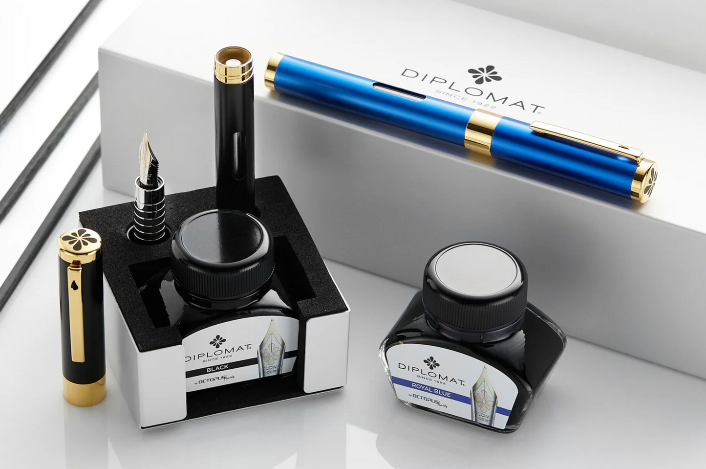 Diplomat Nexus Demo Fountain Pen with Inkwell- Blue/Gold with steel nib