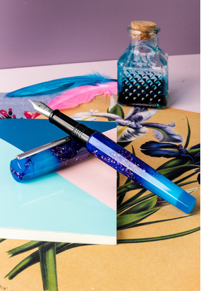 Benu Euphoria Scent Of Irises Luminescent Fountain Pen